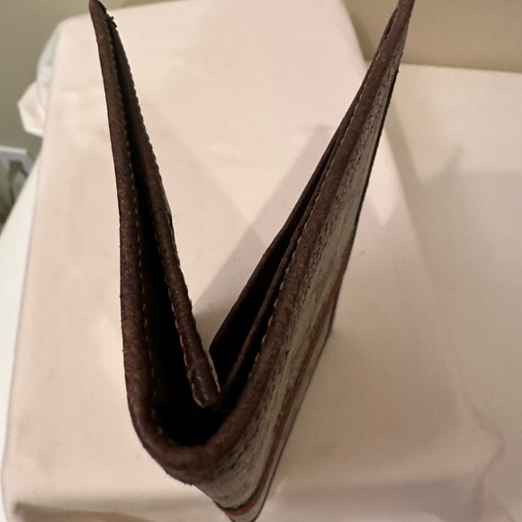 GUCCI vintage EUC Sherry Line bifold wallet. This wallet is about 25 years old - Picture 8 of 8